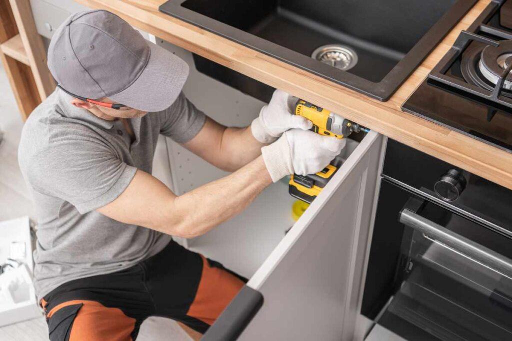 Kitchen remodeling contractors